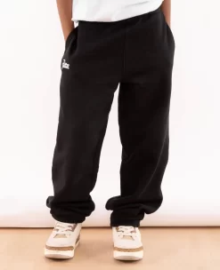 Patta Kids Jogging Pants (Black) -Outfit Verkoop BLACK JP CROPPED 001 scaled