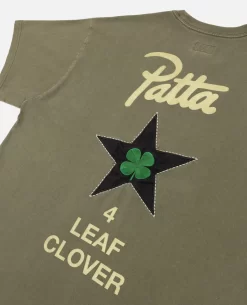 Patta X Converse 4 Leaf Clover T-Shirt (Burnt Olive) -Outfit Verkoop CONVERSESHIRTGREEN 005 scaled