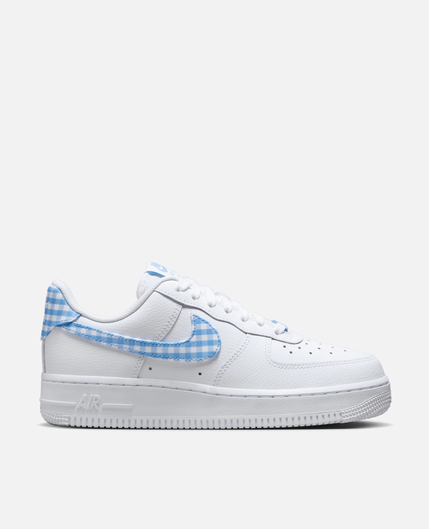 Nike WMNS Air Force 1 '07 (White/University Blue) 1 Nike WMNS Air Force 1 '07 (White/University Blue)