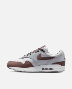 Nike Air Max 1 Premium (Summit White/Plum Eclipse-Wolf Grey) -Outfit Verkoop FB8916 100 2 scaled