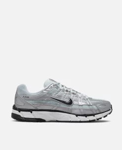 Nike WMNS P-6000 (White/Black-Metalic Silver)
