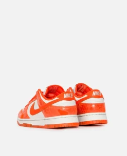 Nike WMNS Nike Dunk Low (Light Bone/Safety Orange-Laser Orange) 8 Nike WMNS Nike Dunk Low (Light Bone/Safety Orange-Laser Orange) -Outfit Verkoop FN7773 001 3 scaled