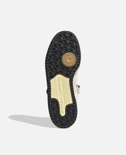 Adidas WMNS Forum 84 Low (Off White/Orange Rush/Purple Tint) -Outfit Verkoop HR2009 2 scaled