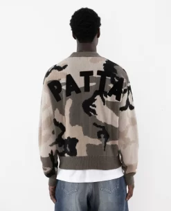 Patta Woodland Camo Knitted Cardigan (Multi/Woodland Camo) -Outfit Verkoop POC AW23 CAMO JQRD KC 001 006 scaled