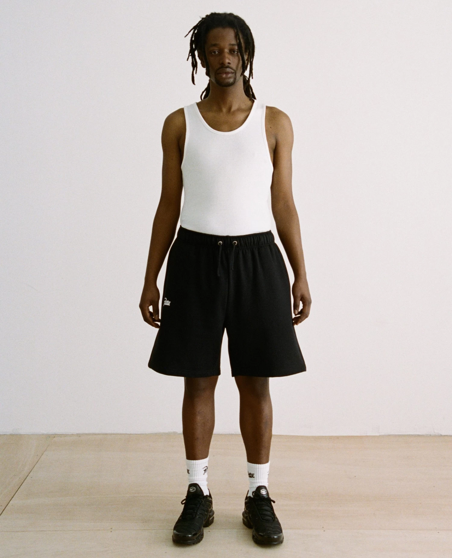 Patta Basic Jogging Shorts (Black) 2 Patta Basic Jogging Shorts (Black) - Afbeelding 2