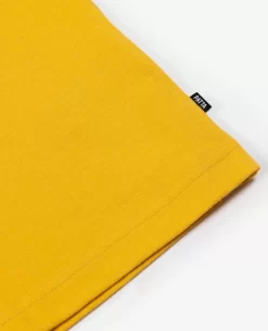 Patta Basic Script P T-Shirt (Yolk Yellow) -Outfit Verkoop POC BC SPTS 031PATTABASICSCRIPTPT SHIRTYOLKYELLOW 4 scaled