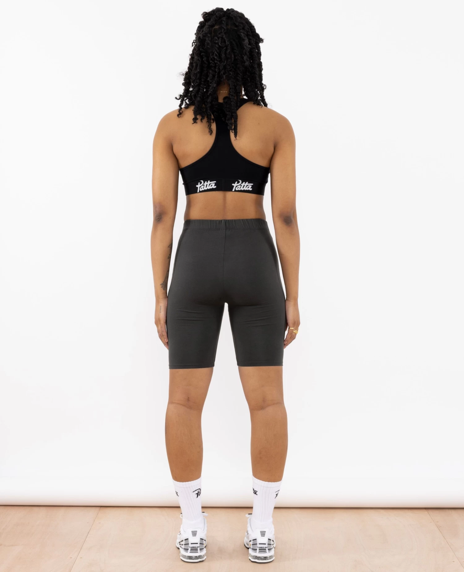 Patta Femme Basic Washed Biker Shorts (Raven) 3 Patta Femme Basic Washed Biker Shorts (Raven) - Afbeelding 3
