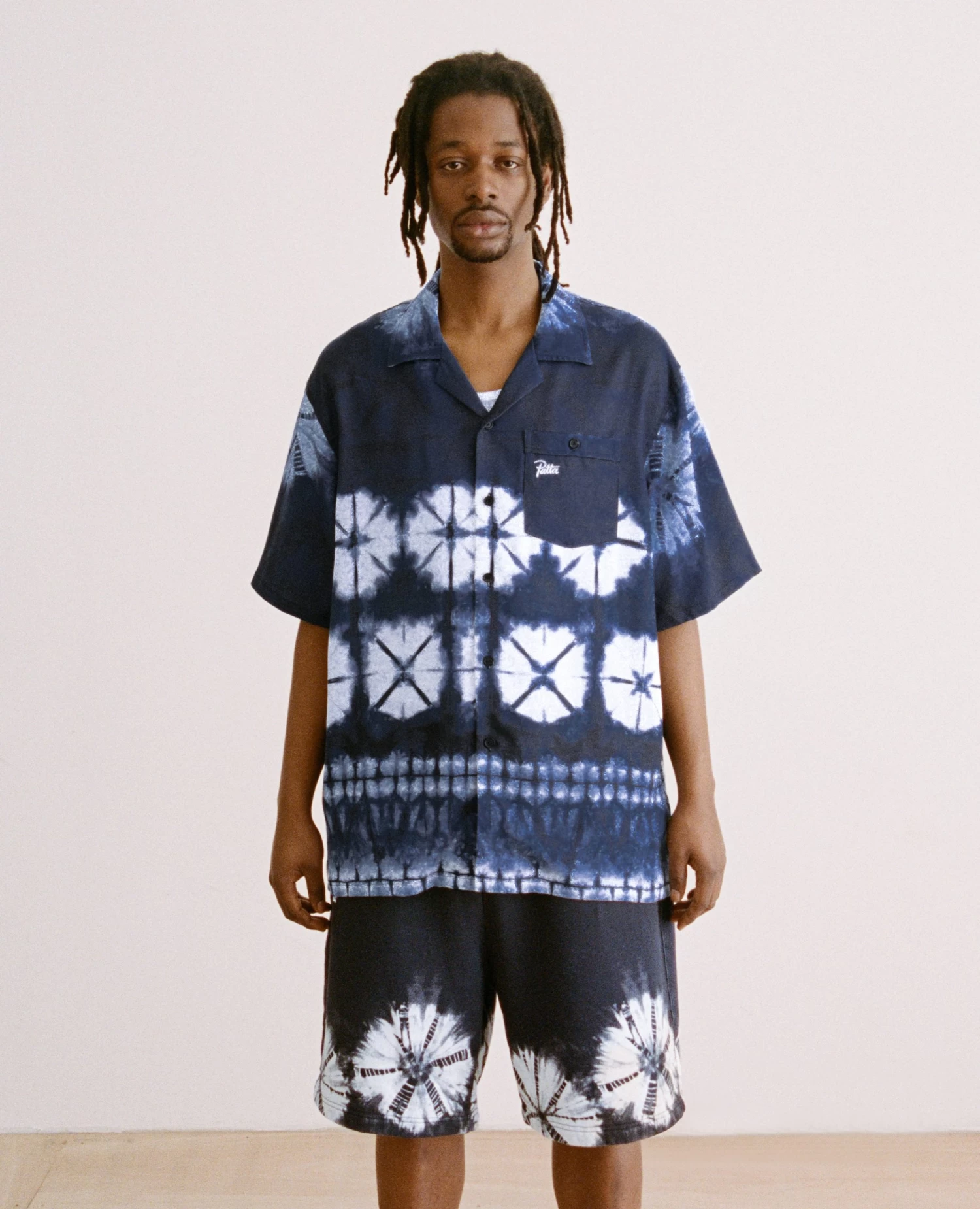 Patta Shibori Shortsleeve Shirt (Odyssey Gray) 2 Patta Shibori Shortsleeve Shirt (Odyssey Gray) - Afbeelding 2